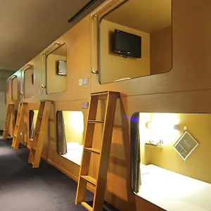 Capsule hotel Capsule Nikoh Refre